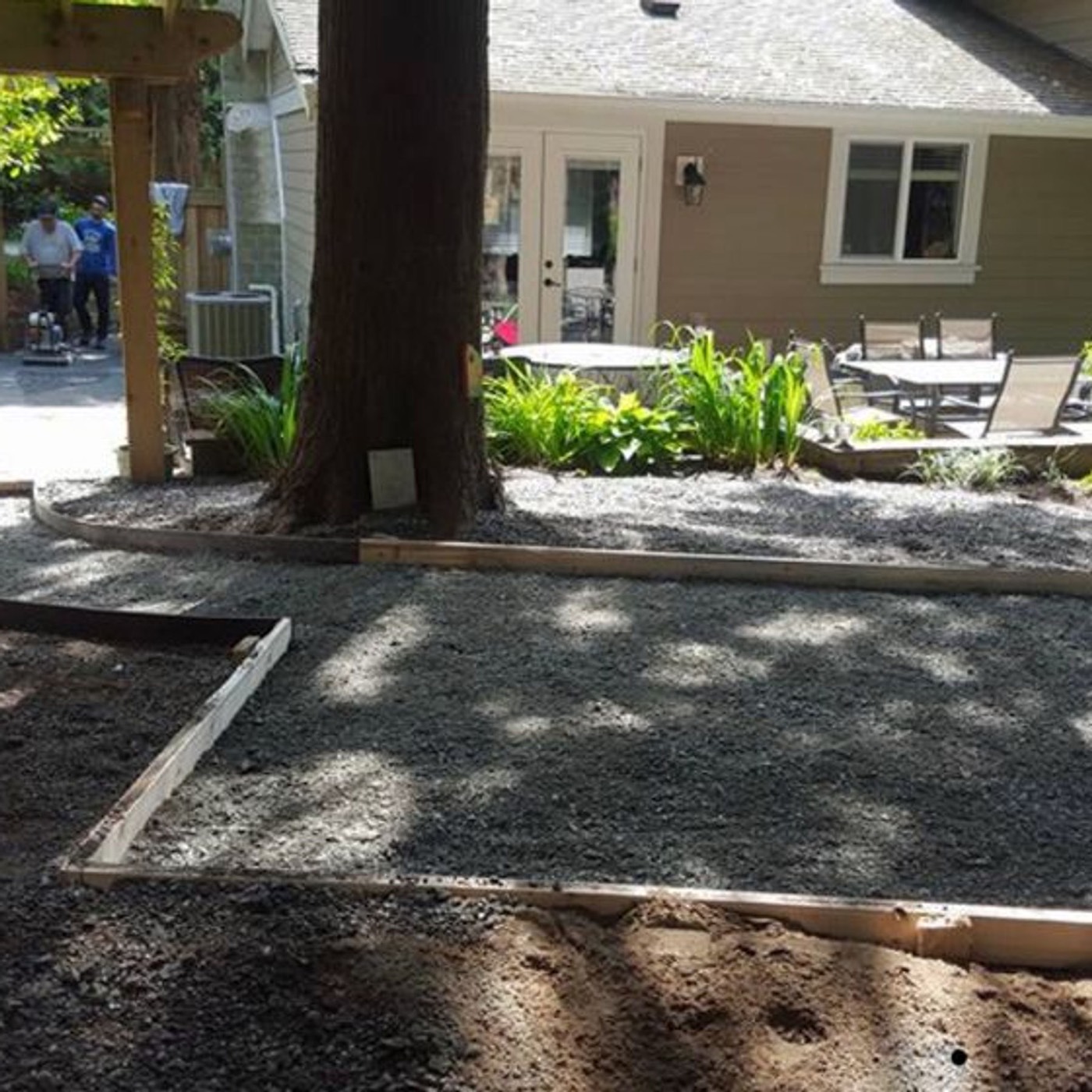 Sidewalk pour